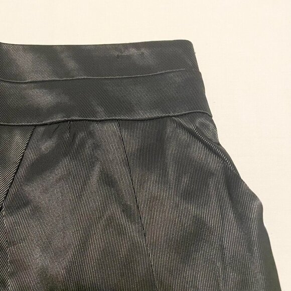 Dynamite High Waisted Shiny Twill Tulip Skirt Womens Size 7 - Picture 2 of 15